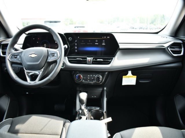 2024 Chevrolet Trailblazer LT photo 14