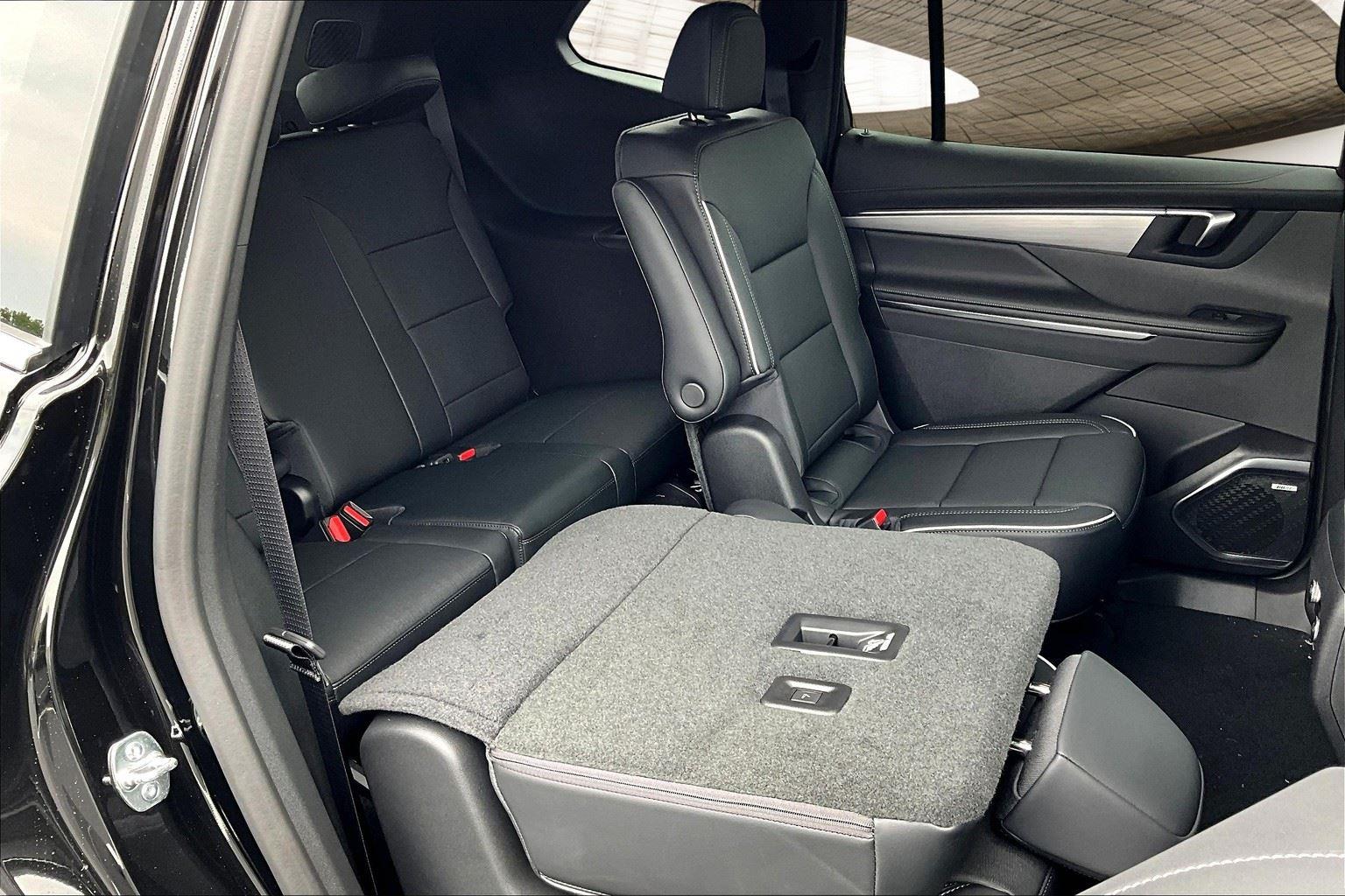 2025 Buick Enclave Preferred photo 9