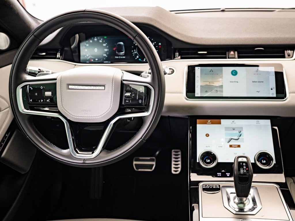 2022 Land Rover Range Rover Evoque SE photo 28