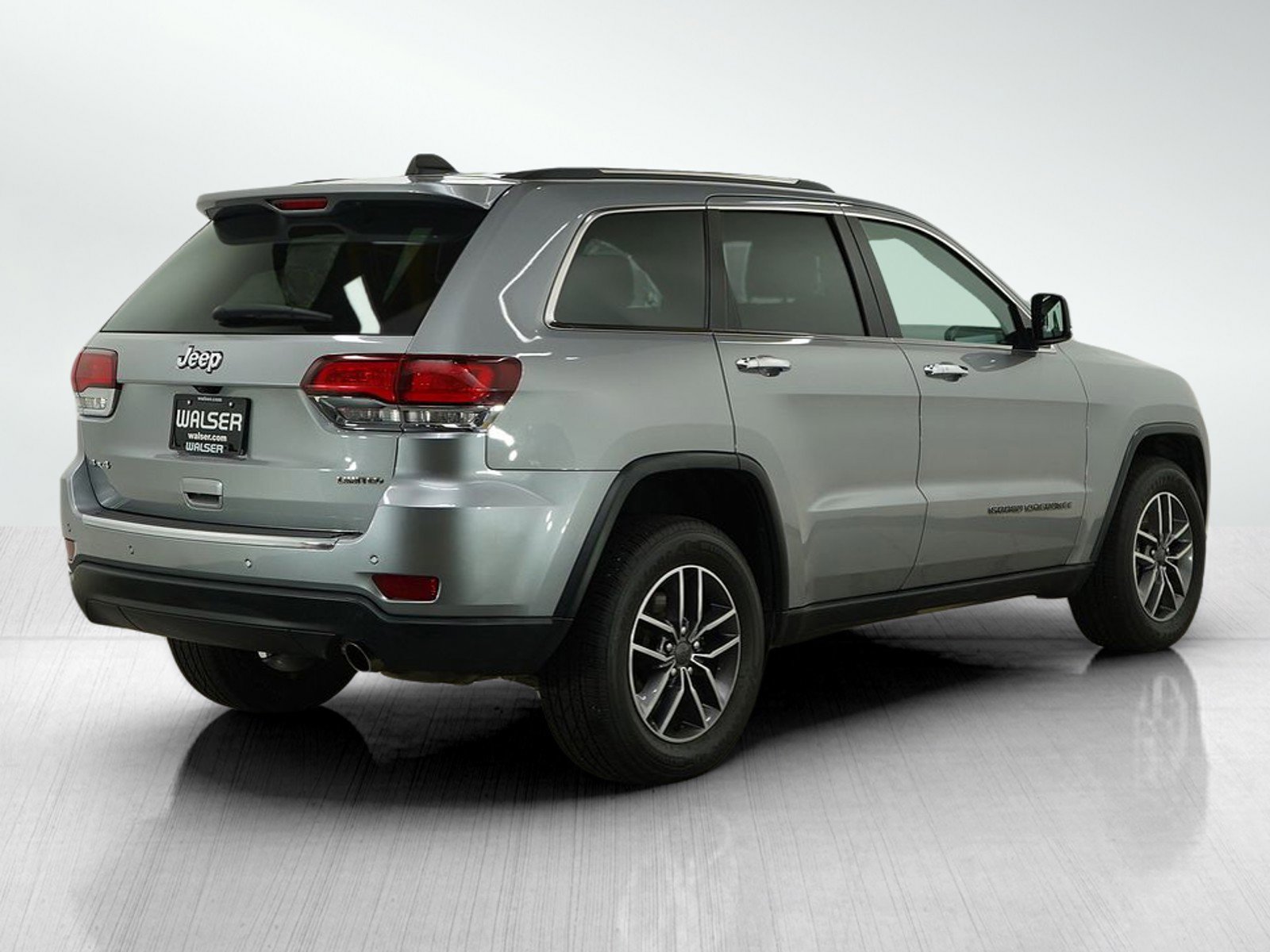 2020 Jeep Grand Cherokee Limited photo 4