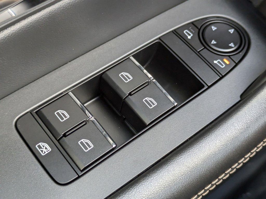 2025 Mazda CX-90 3.3 Turbo Preferred photo 20