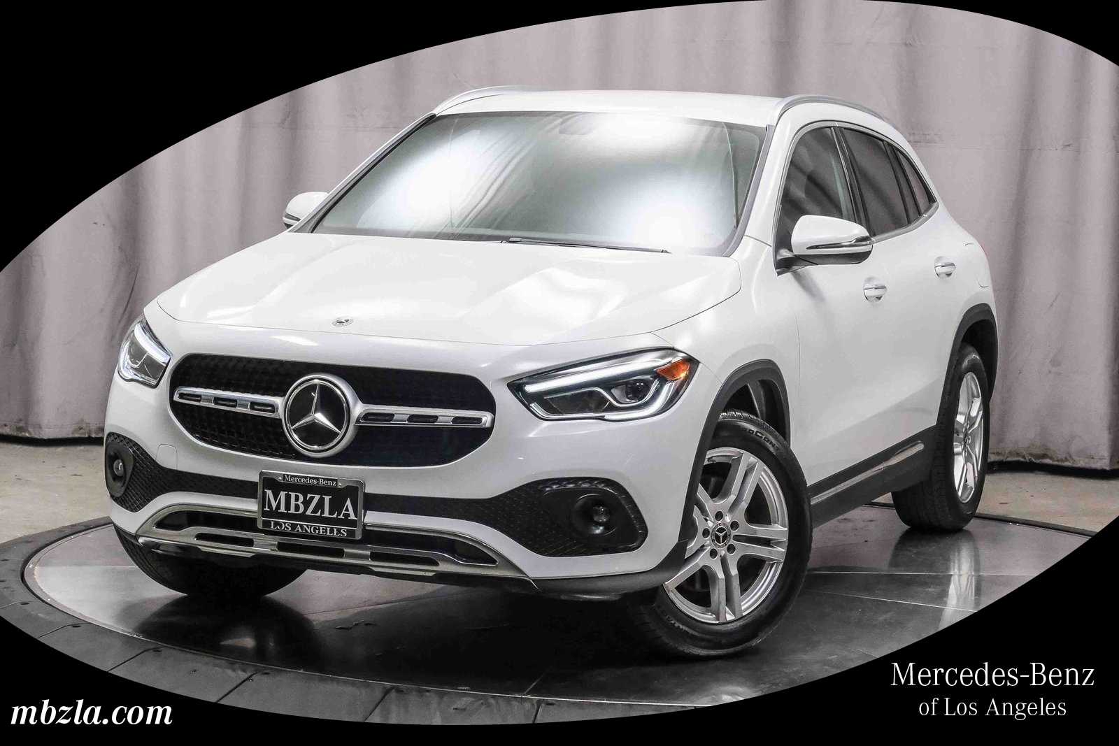 2023 Mercedes-Benz GLA Base's photo