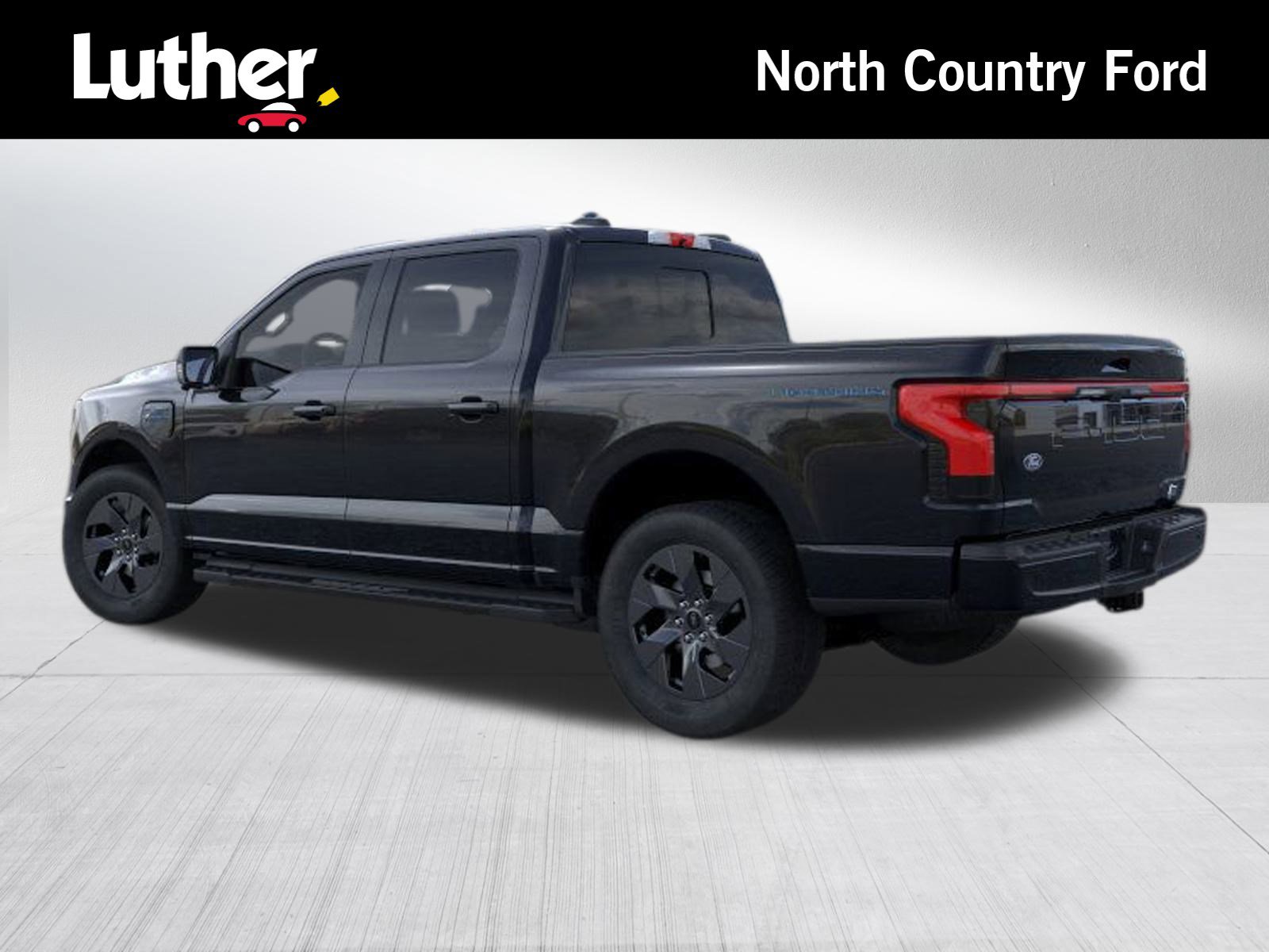 2025 Ford F-150 Lightning Lariat photo 4