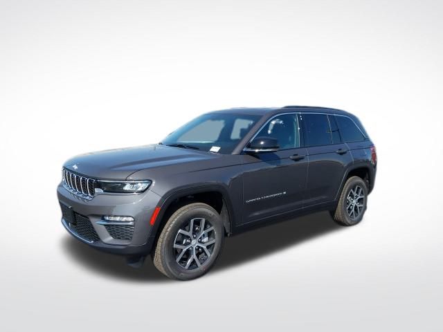 2025 Jeep Grand Cherokee Limited photo 5