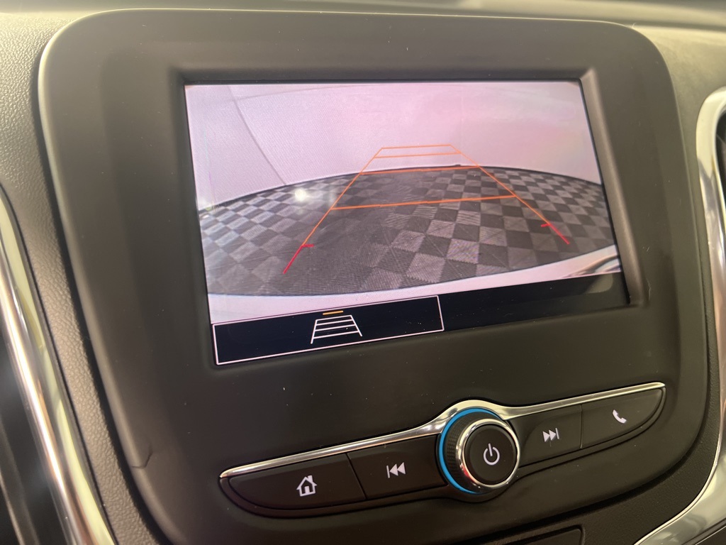 2022 Chevrolet Equinox LS photo 23
