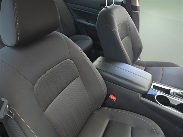 2024 Nissan Altima 2.5 SV photo 24