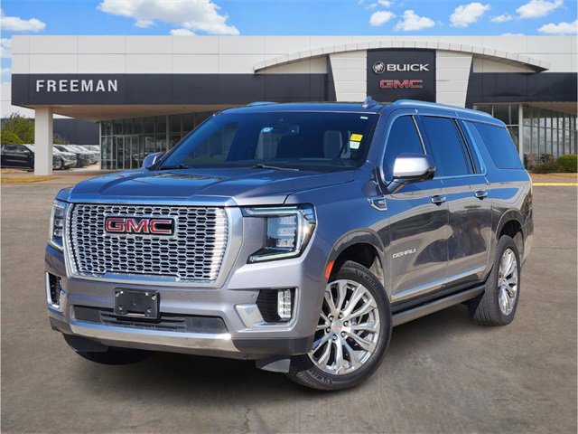 2022 GMC Yukon XL Denali's photo