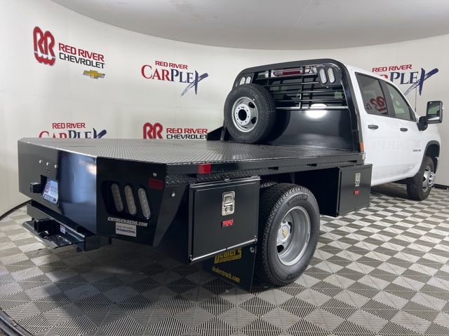 2025 Chevrolet Silverado 3500HD Work Truck photo 4