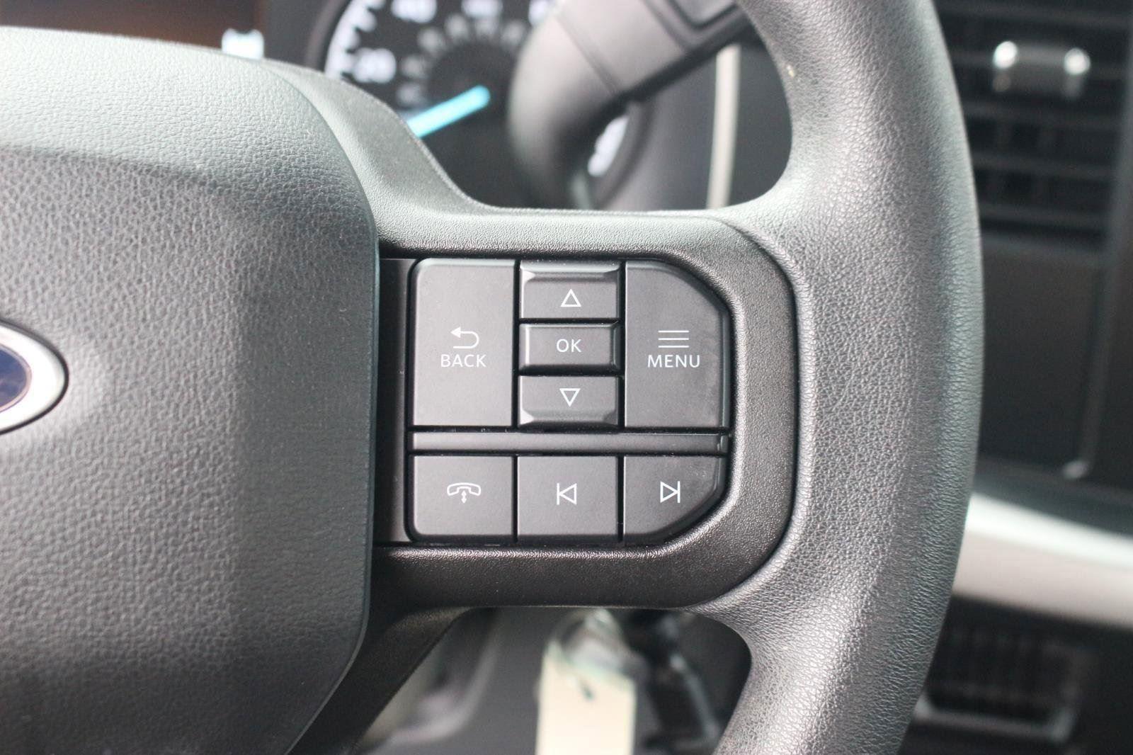 2022 Ford F-150 XL photo 16