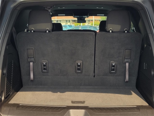 2023 Chevrolet Tahoe LS photo 7