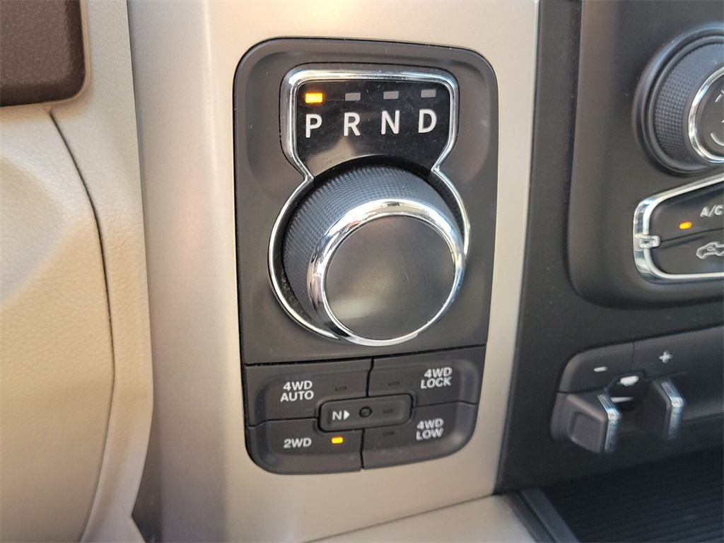2014 Ram 1500 Big Horn photo 24