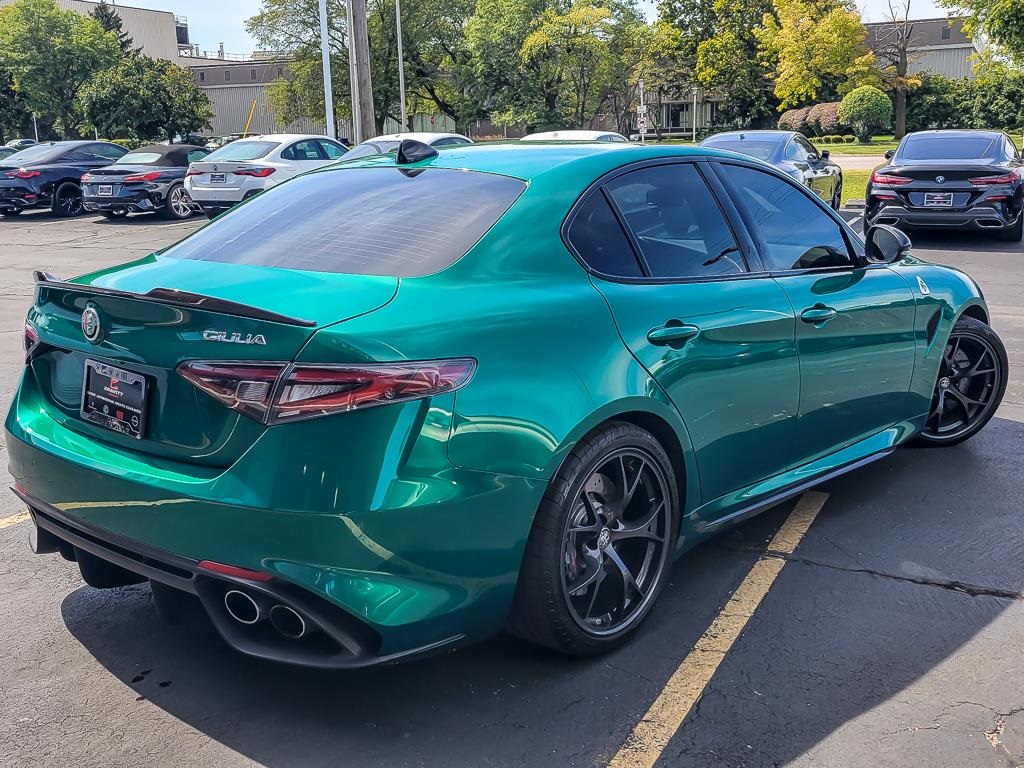 2024 Alfa Romeo Giulia Quadrifoglio photo 7