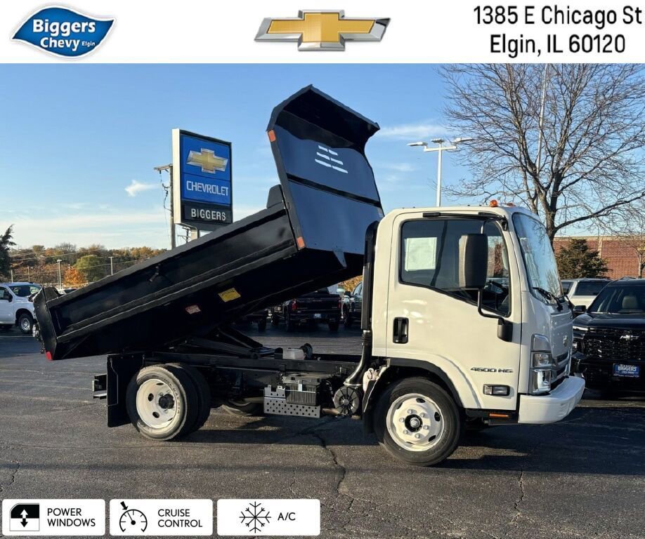 2024 Chevrolet Low Cab Forward Base's photo
