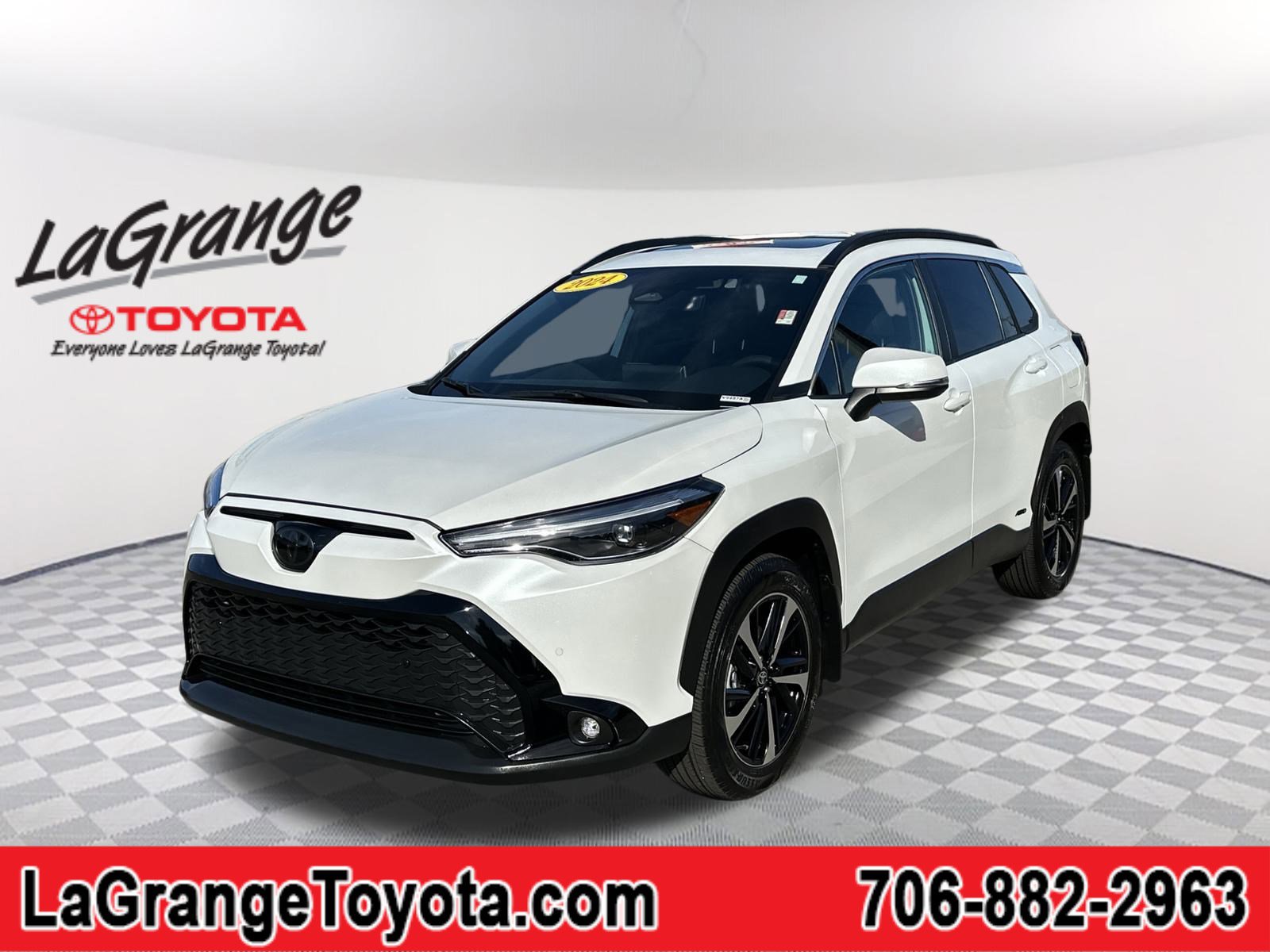 2024 Toyota Corolla Cross XSE's photo