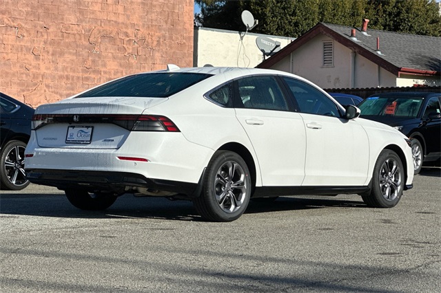 2025 Honda Accord Hybrid EX-L photo 3