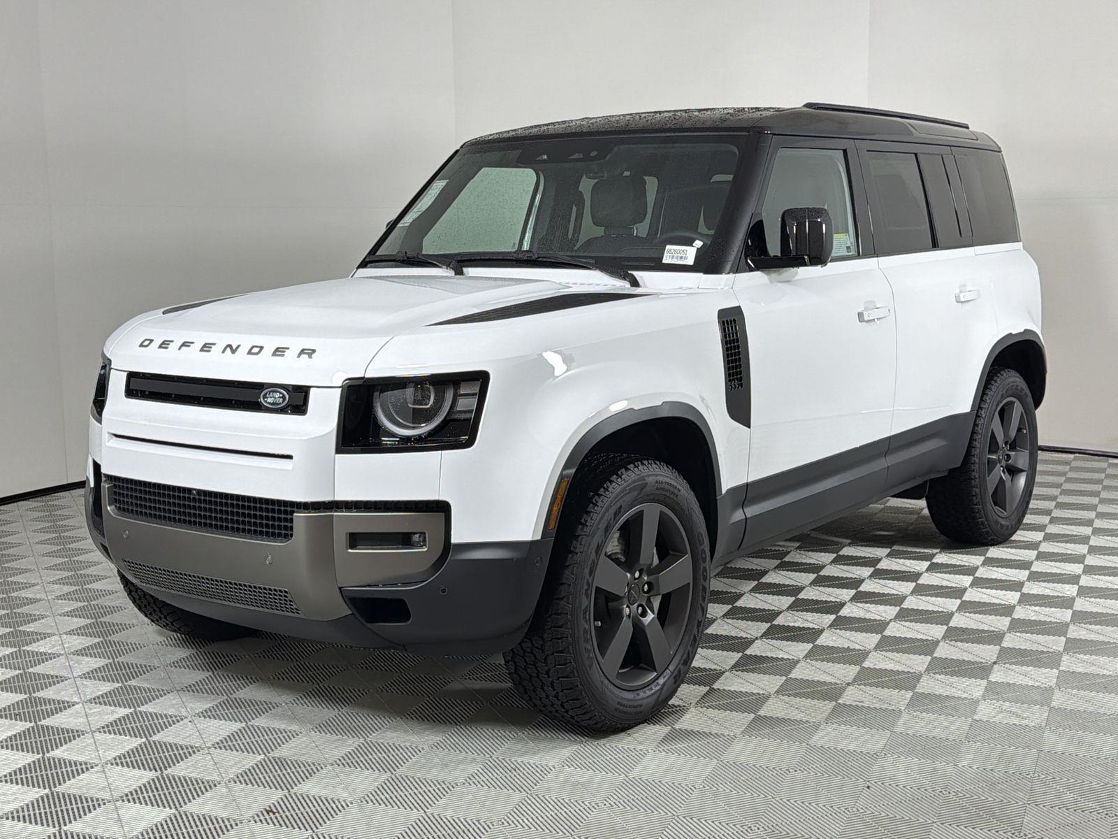 2026 Land Rover Defender S's photo