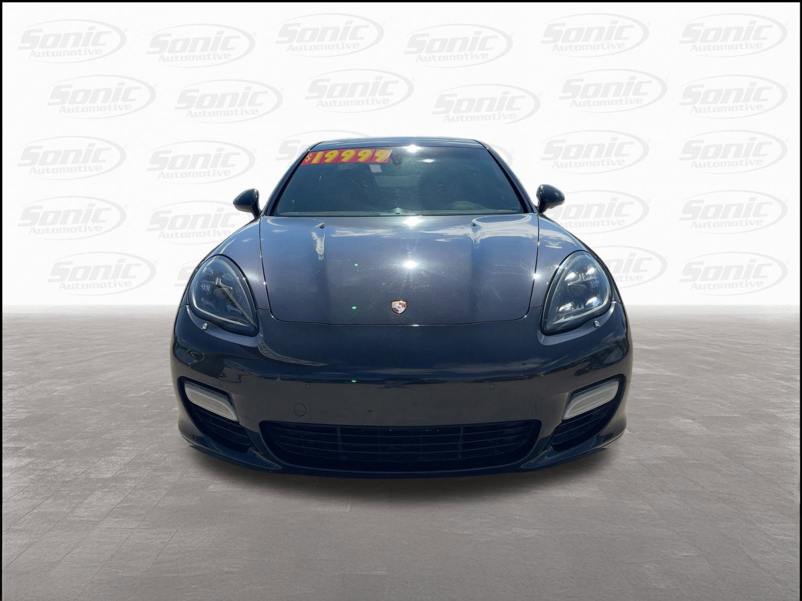 2010 Porsche Panamera Turbo photo 4
