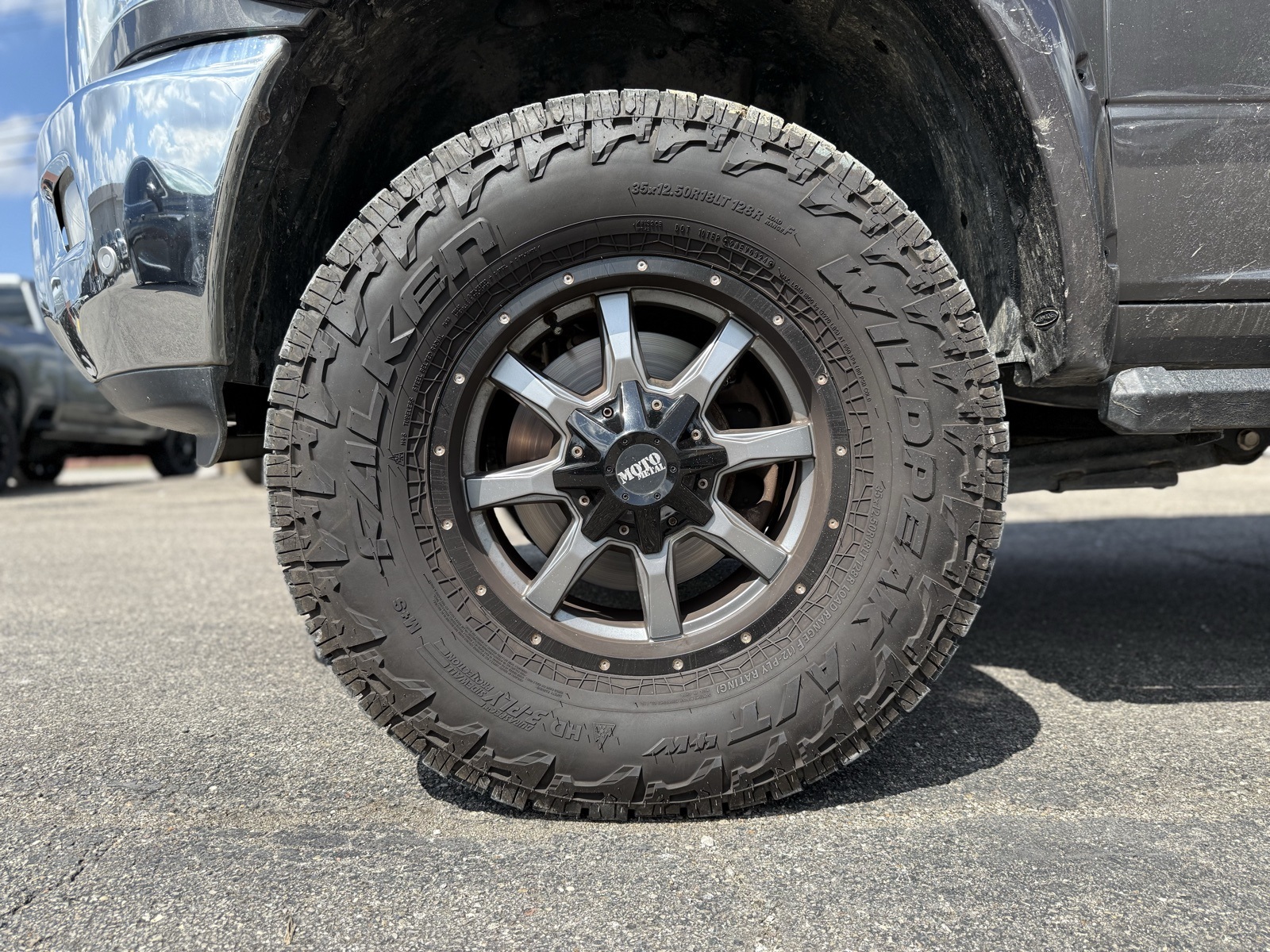 2018 Ram 2500 Laramie photo 12