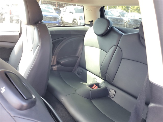 2013 Mini Cooper Base photo 18