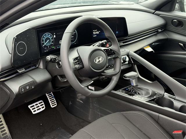2025 Hyundai Elantra Hybrid SEL Sport photo 2