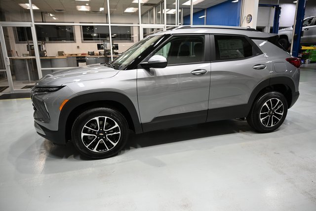 2026 Chevrolet Trailblazer LT photo 4