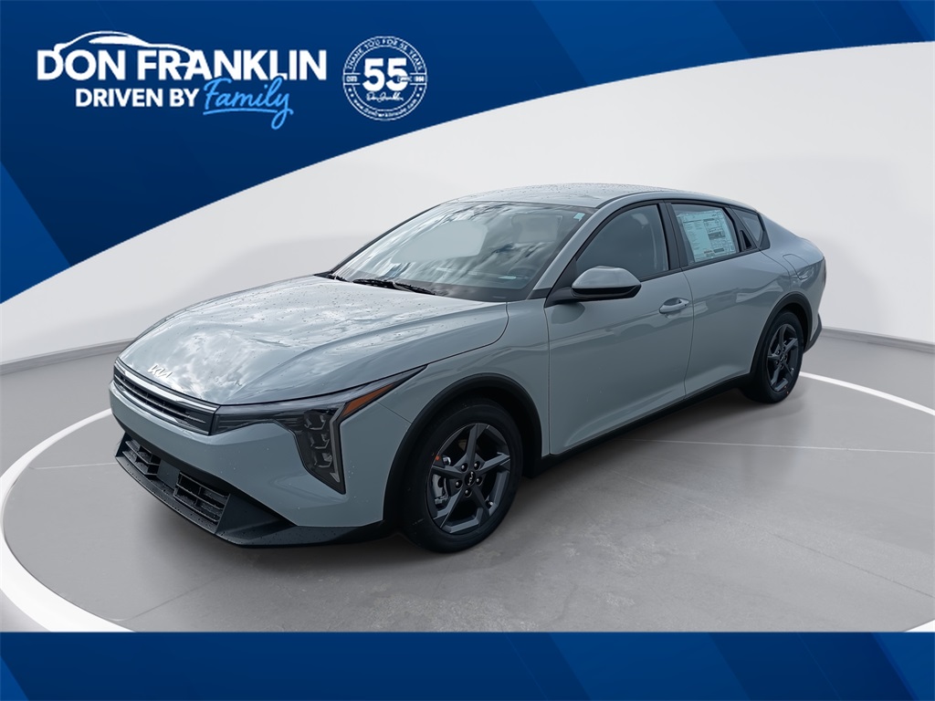2025 Kia K4 LXS's photo