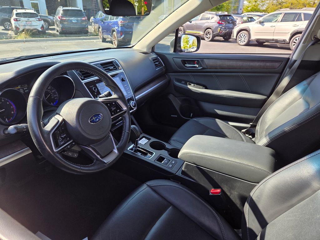 2018 Subaru Outback 2.5i Limited photo 5