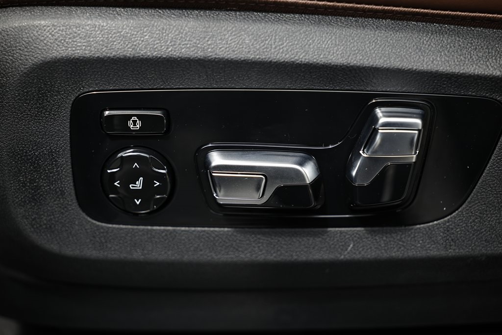 2026 Bmw X7 M60i photo 22