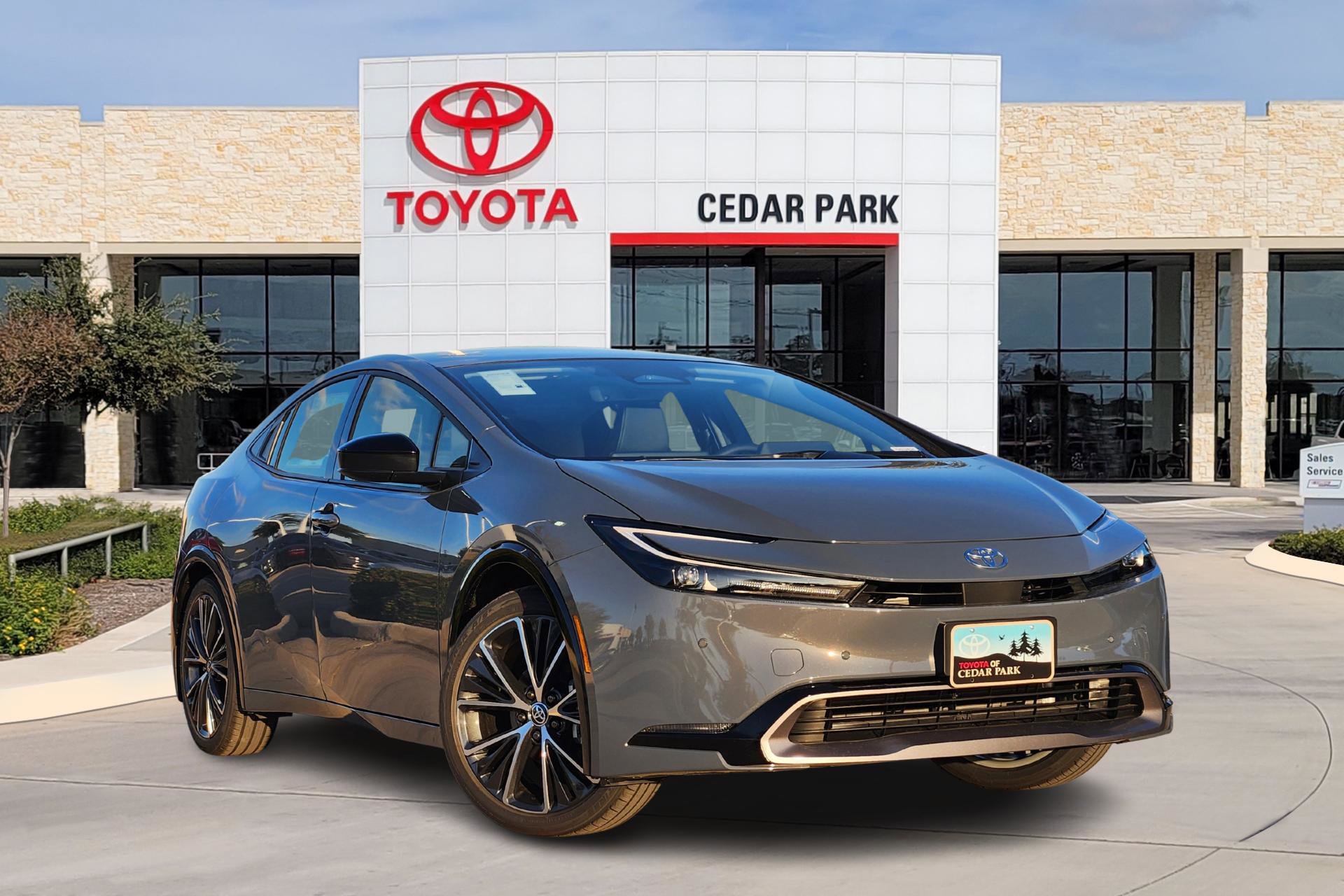 2026 Toyota Prius XLE's photo