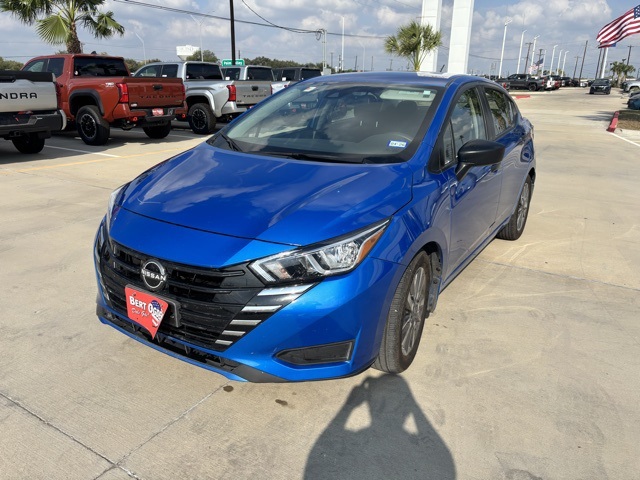 2024 Nissan Versa 1.6 S photo 3
