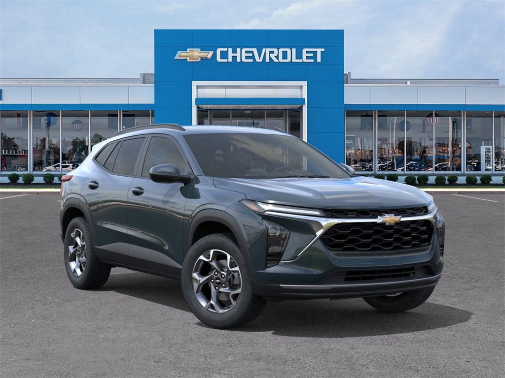 2026 Chevrolet Trax photo 2