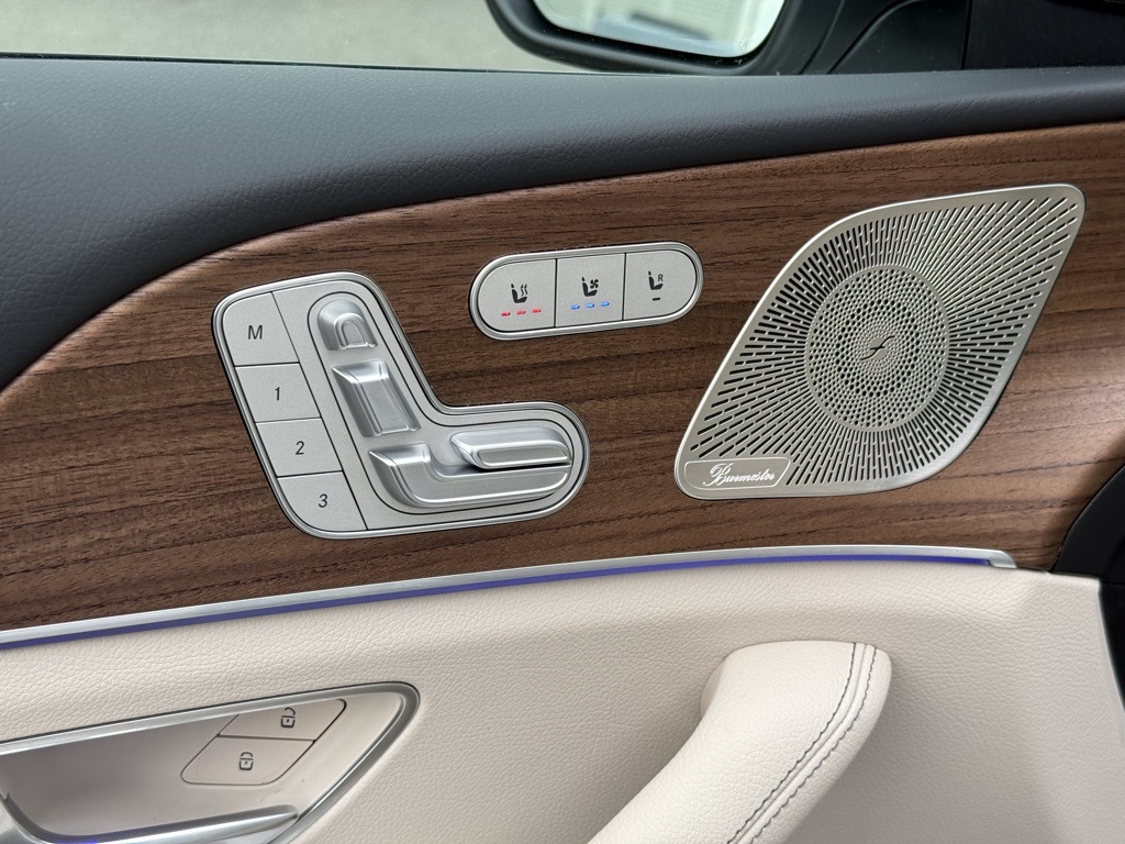 2026 Mercedes Benz GLE 450 4MATIC photo 2