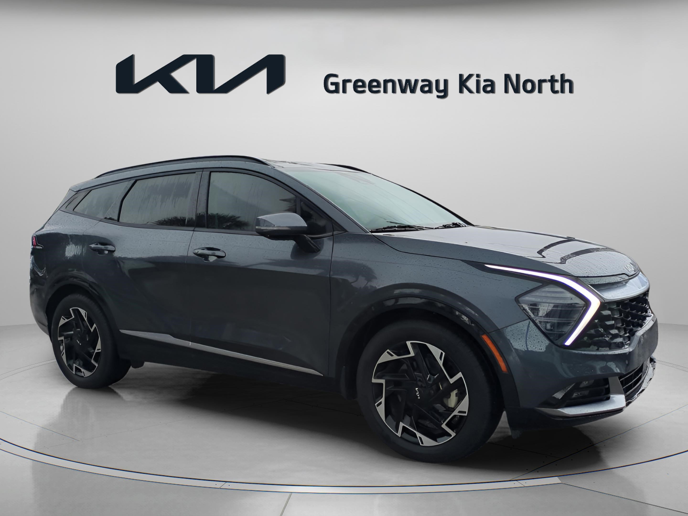 2023 Kia Sportage photo 2