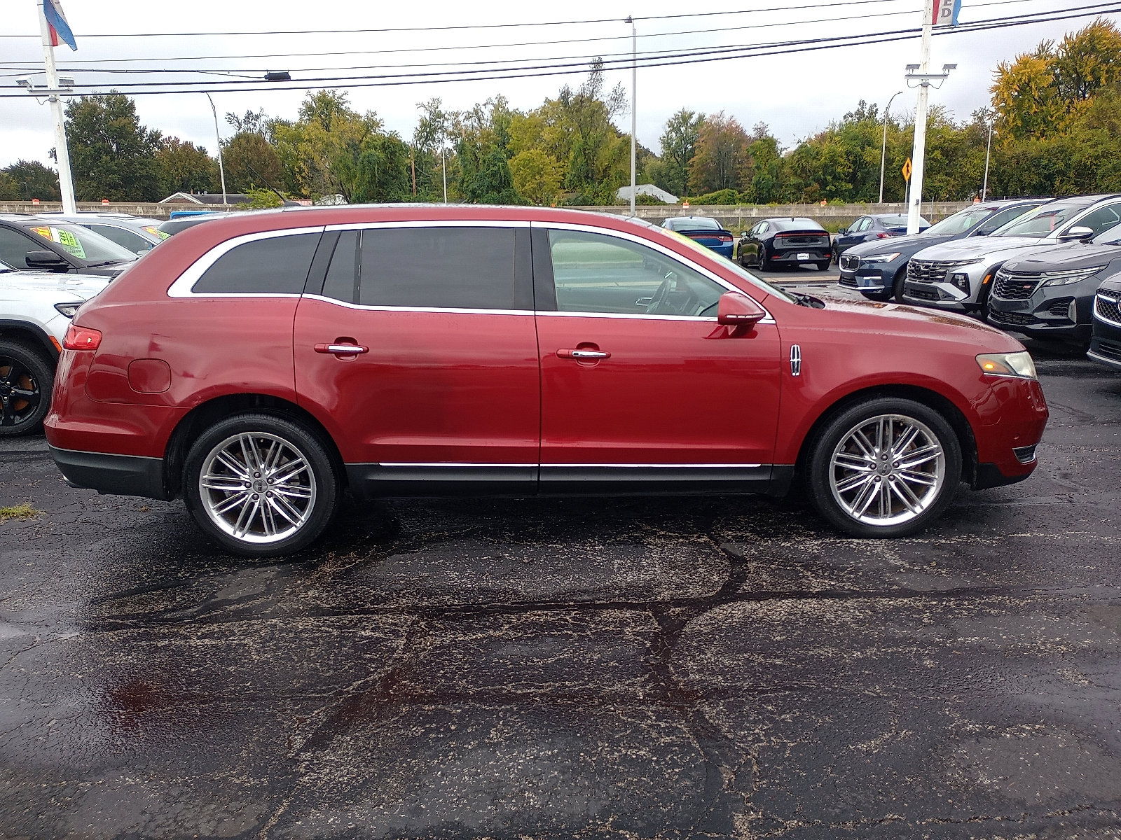 Used 2013 Lincoln MKT EcoBoost with VIN 2LMHJ5AT8DBL50700 for sale in Evansville, IN