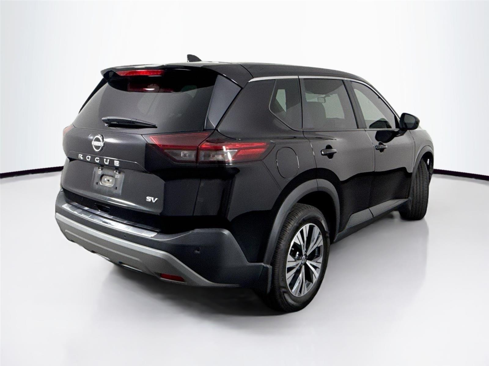 2023 Nissan Rogue SV photo 6