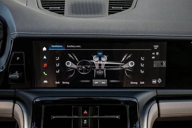 2025 Porsche Panamera 4 photo 19