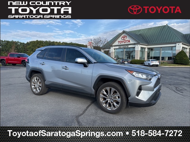 2021 Toyota RAV4 XLE Premium's photo
