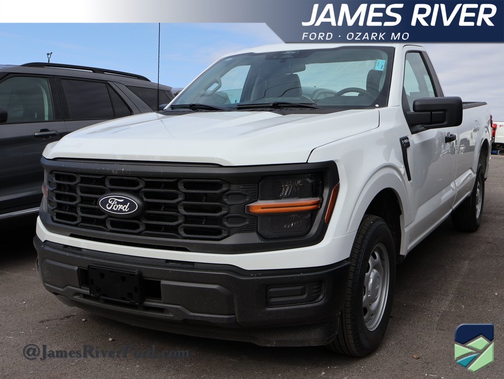 2025 Ford F-150 XL's photo