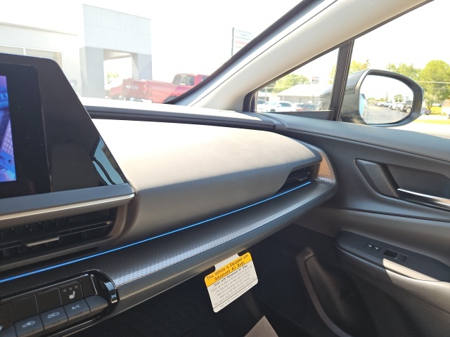 2026 Toyota Prius XLE photo 26