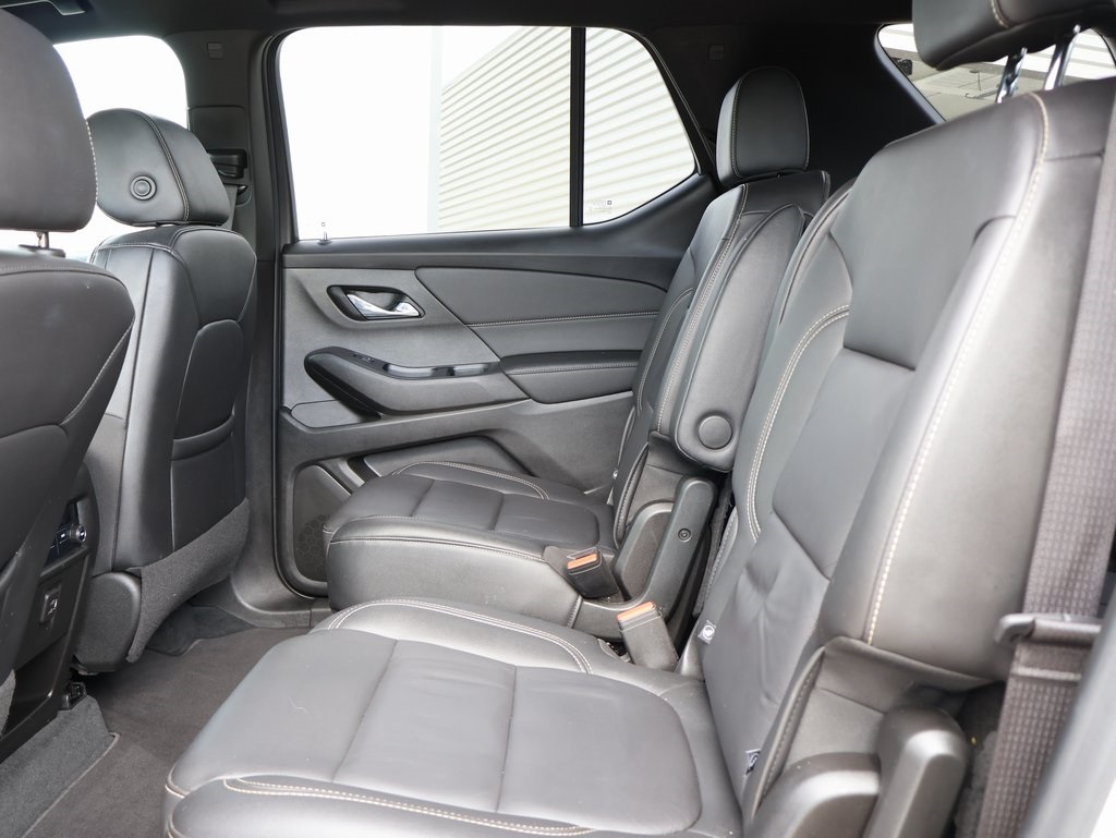 2022 Chevrolet Traverse Leather photo 19