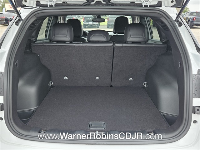 2026 Jeep Compass Latitude Altitude photo 11