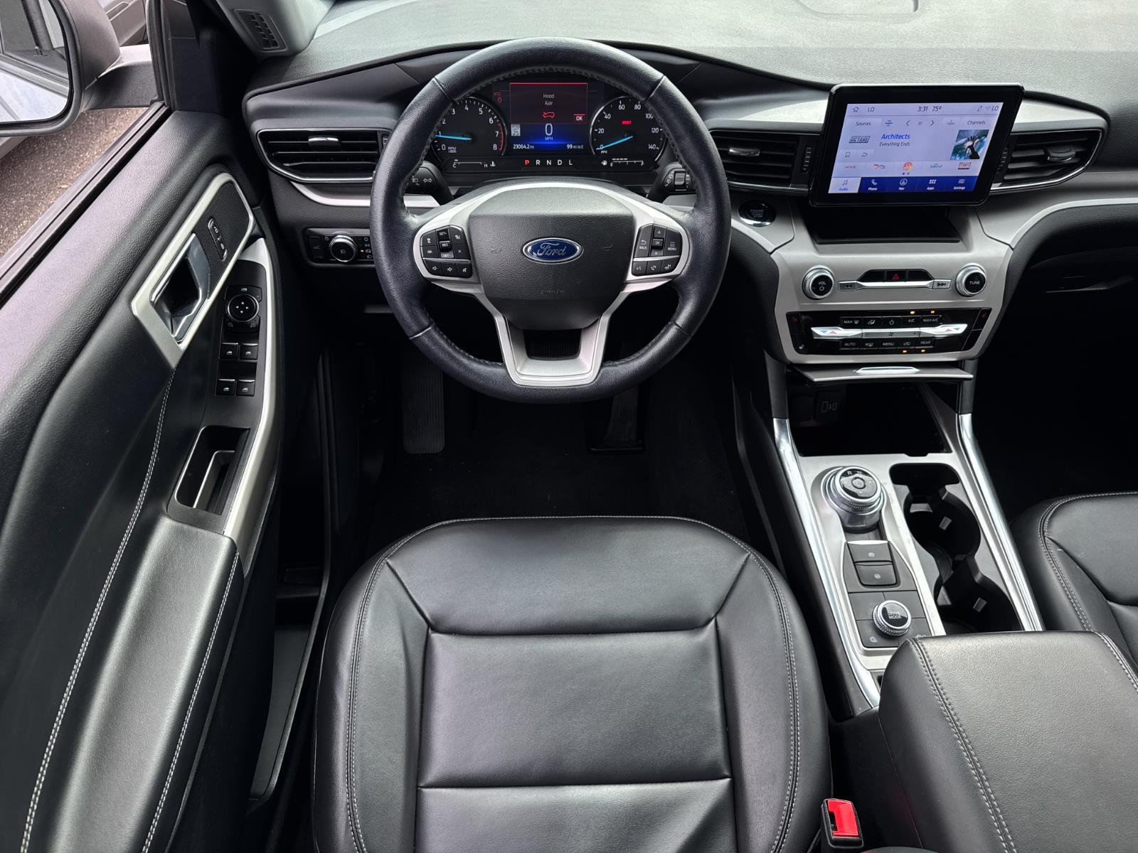 2022 Ford Explorer XLT photo 24