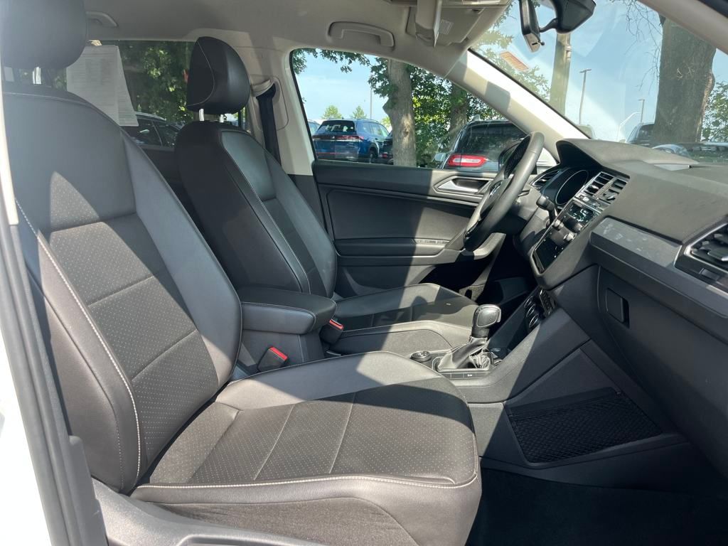 2021 Volkswagen Tiguan SE photo 17