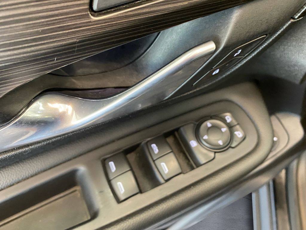 2020 Gmc Terrain SLT photo 12