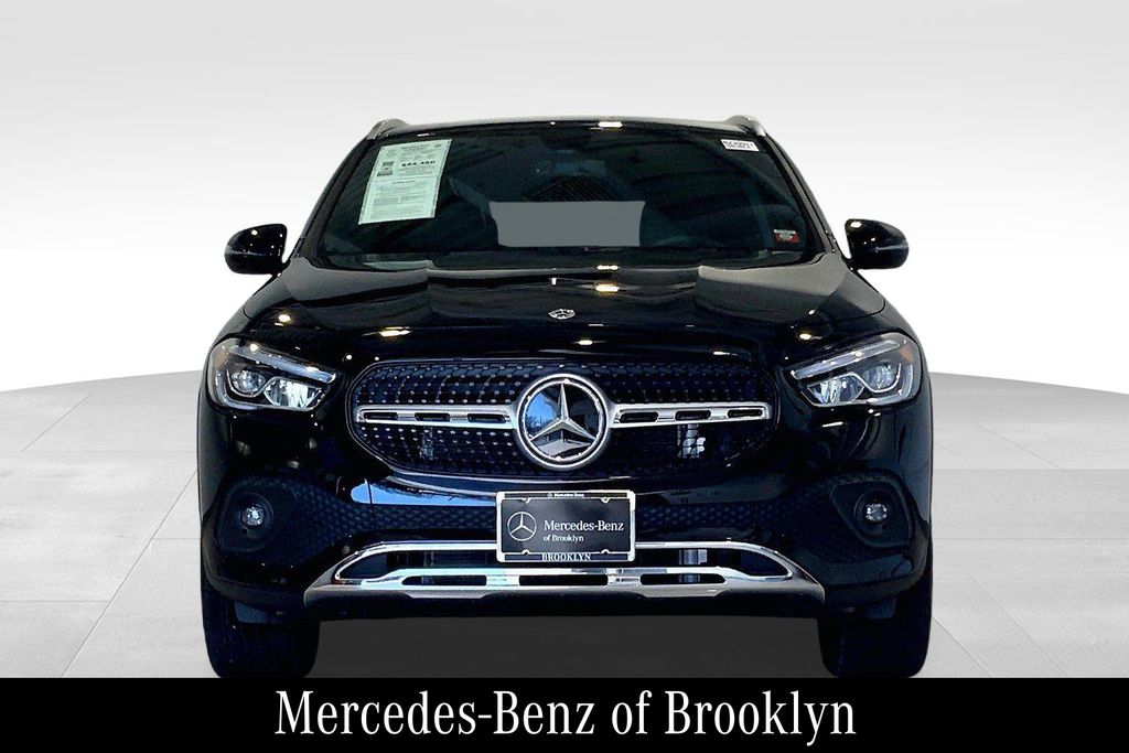 2023 Mercedes Benz GLA 250 4MATIC photo 3