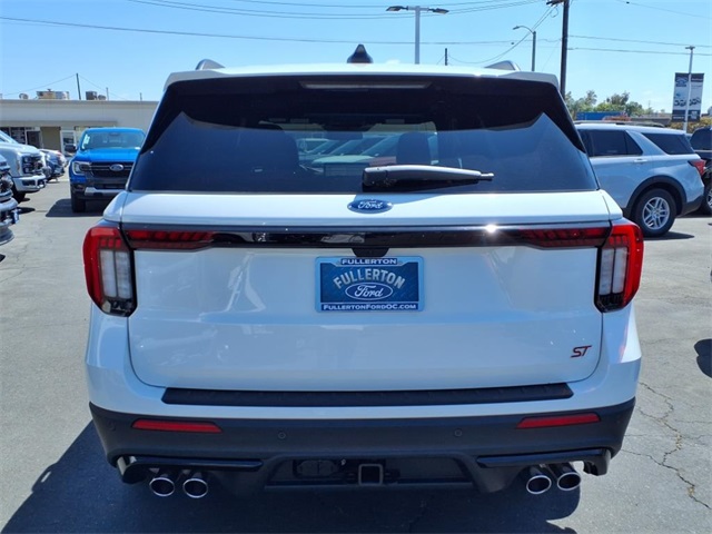 2025 Ford Explorer ST photo 3