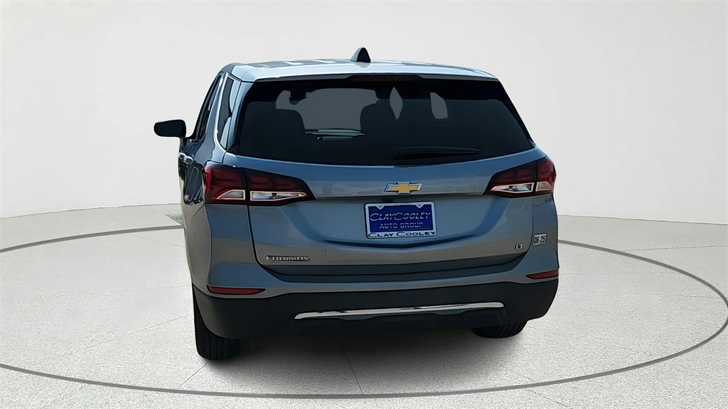 2024 Chevrolet Equinox LT photo 11