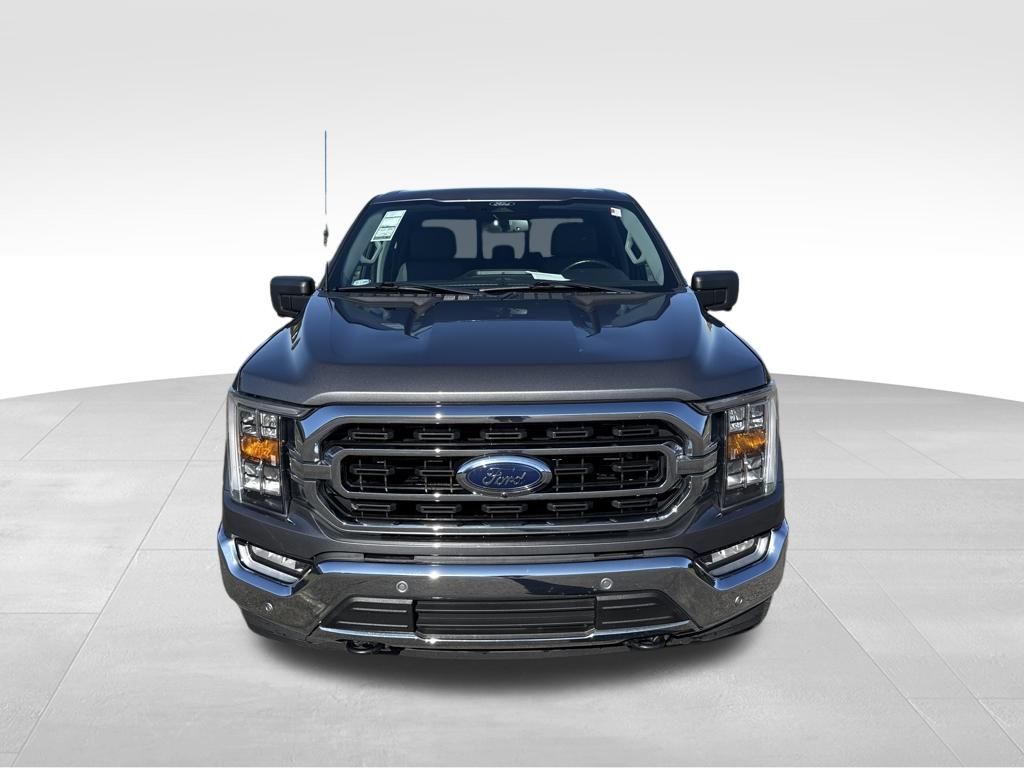 2022 Ford F-150 XLT photo 4