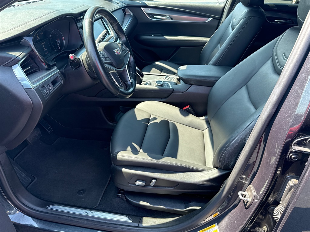 2023 Cadillac XT5 Luxury photo 9