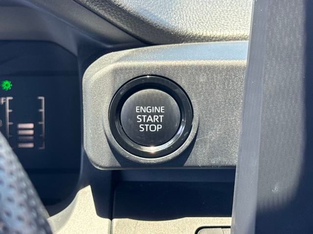 2024 Toyota Tacoma SR photo 13